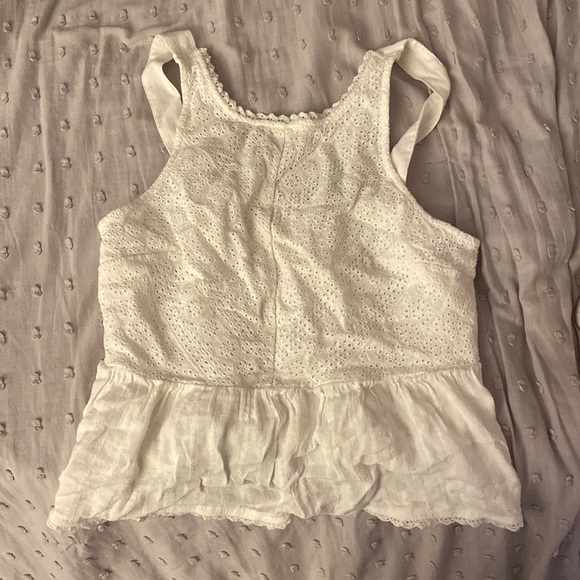 American Eagle Outfitters Tops - white american eagle tank top, button straps, S